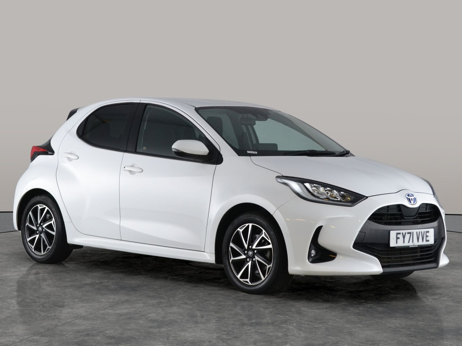 Used Toyota Yaris 2021 for sale - 76518341: Photo 12