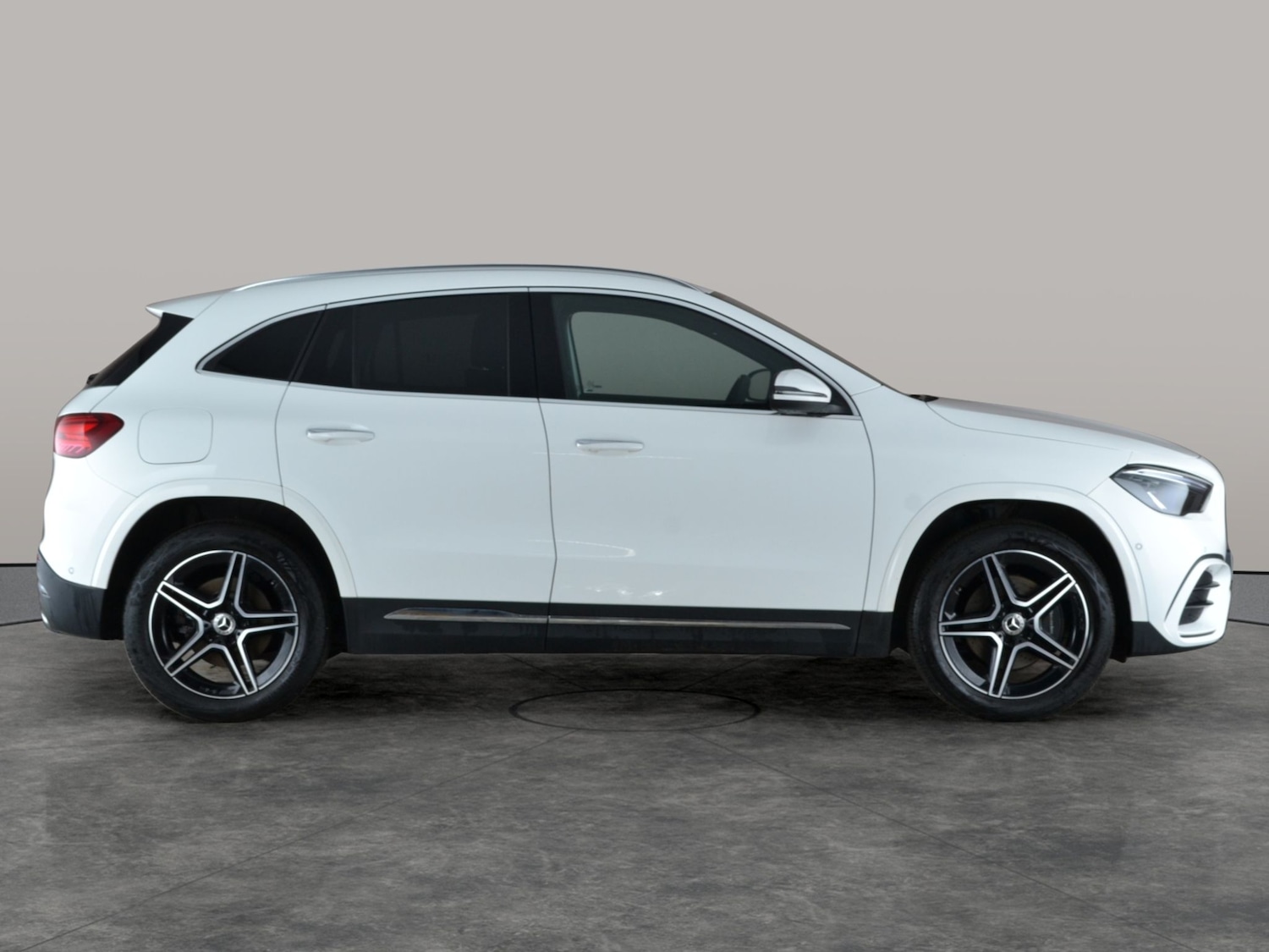 Used Mercedes-Benz GLA 2024 for sale - 77730704: Photo 10