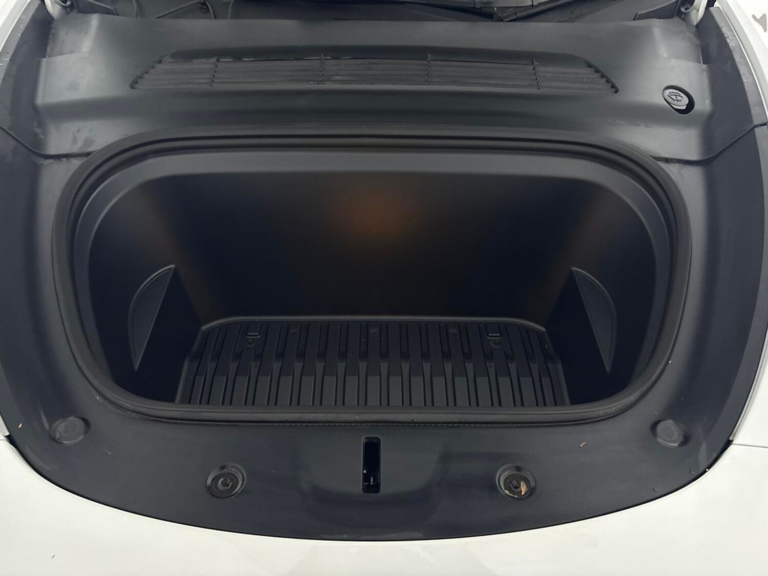 Used Tesla Model Y 2024 for sale - 78042501: Photo 42