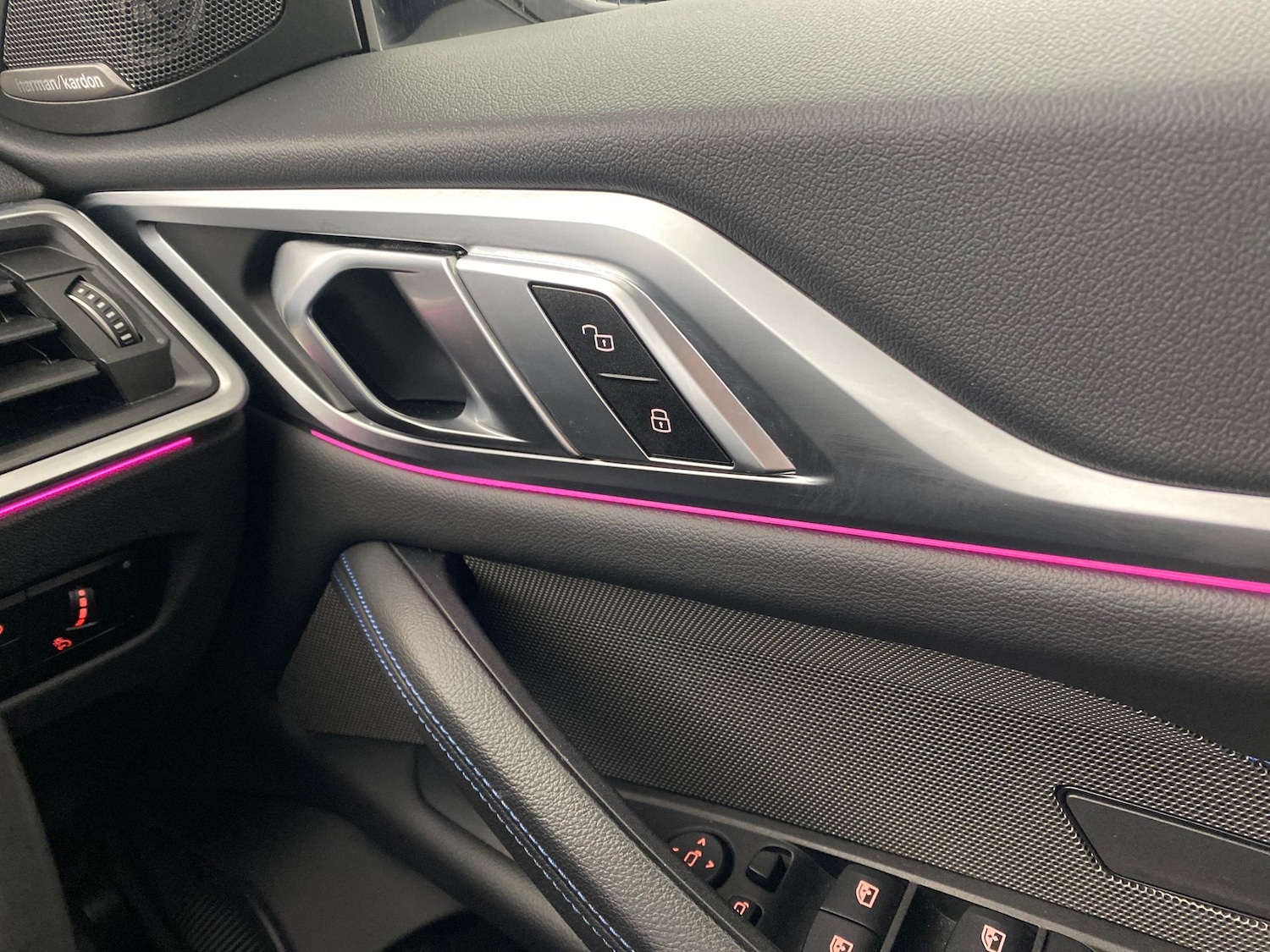 Used BMW i4 2023 for sale - 76609874: Photo 20