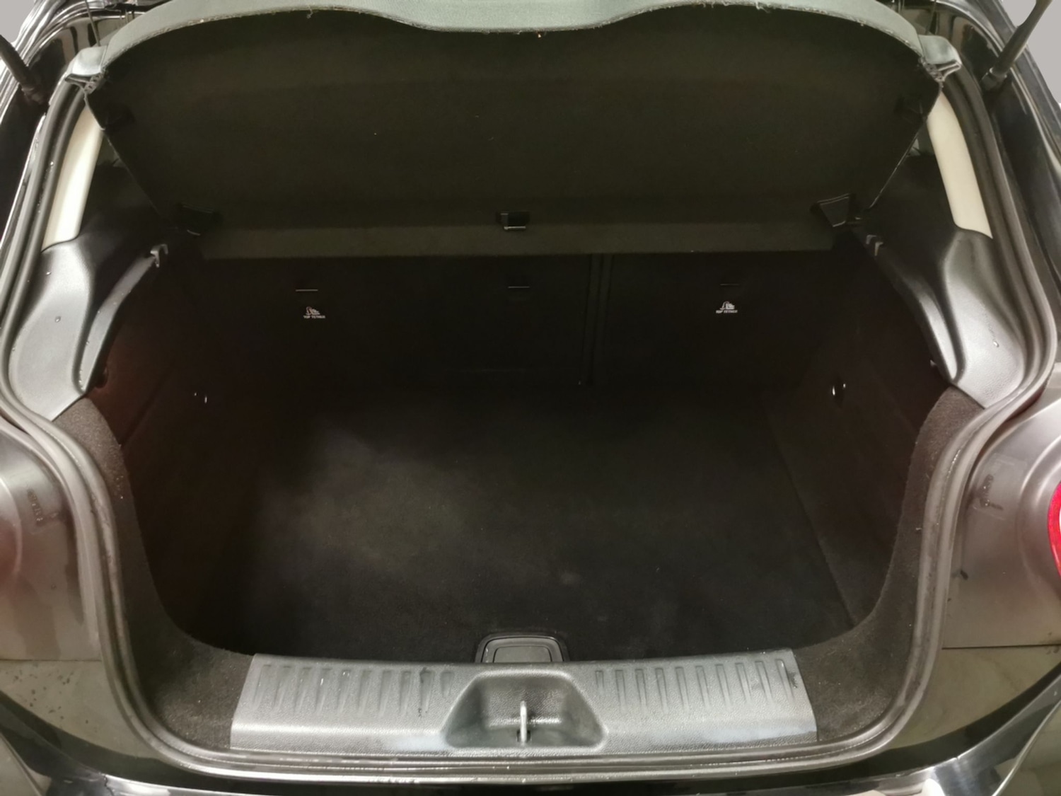 Used Mercedes-Benz A-Class 2018 for sale - 78054027: Photo 30