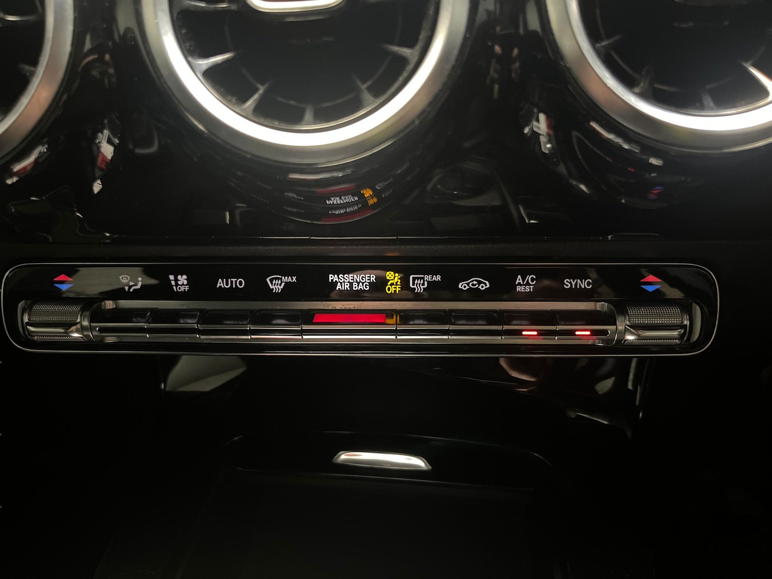 Used Mercedes-Benz A-Class 2018 for sale - 77802972: Photo 18