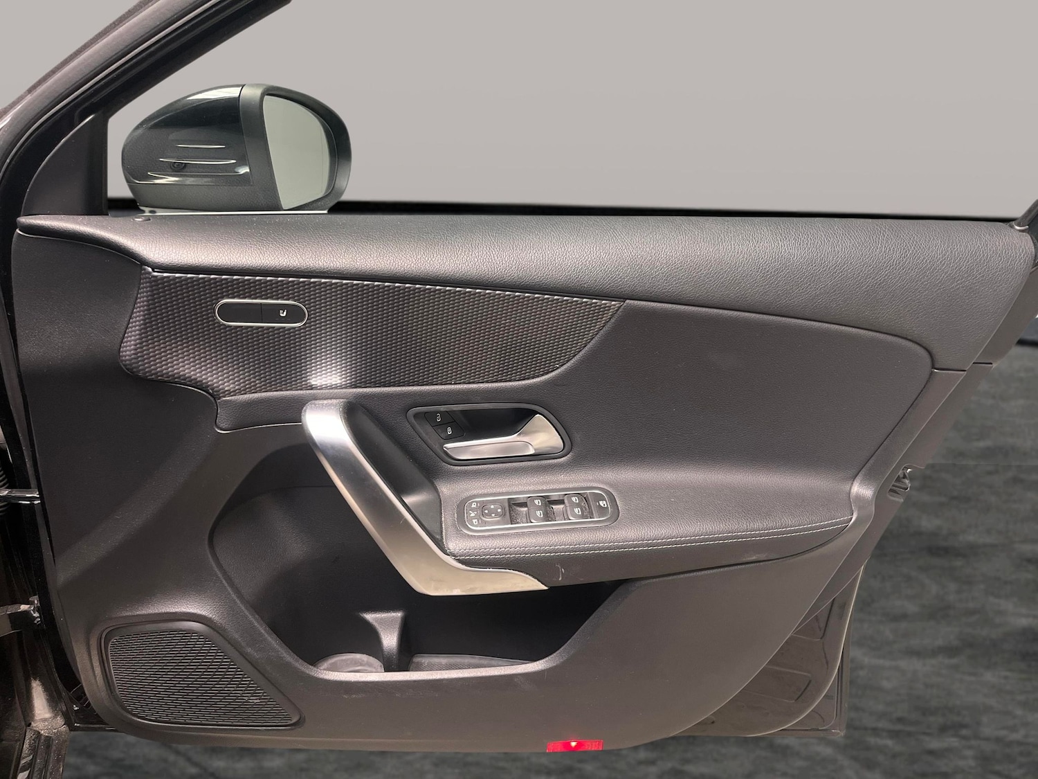 Used Mercedes-Benz A-Class 2018 for sale - 77802972: Photo 31