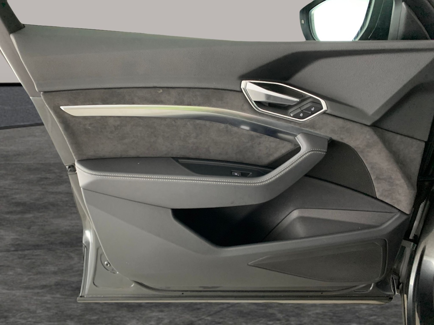 Used Audi e-tron 2021 for sale - 77061955: Photo 32