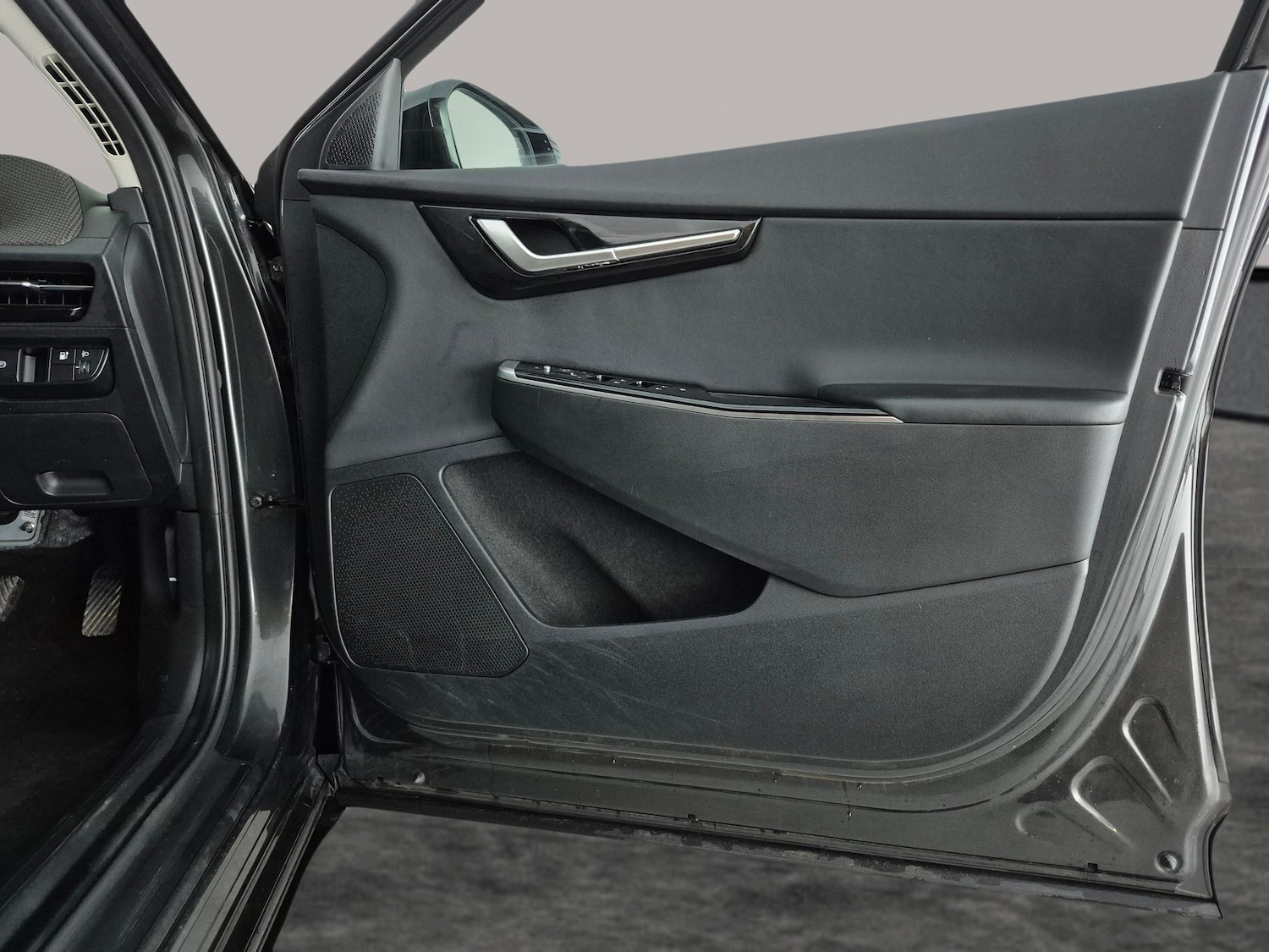 Used Kia EV6 2022 for sale - 77604989: Photo 34