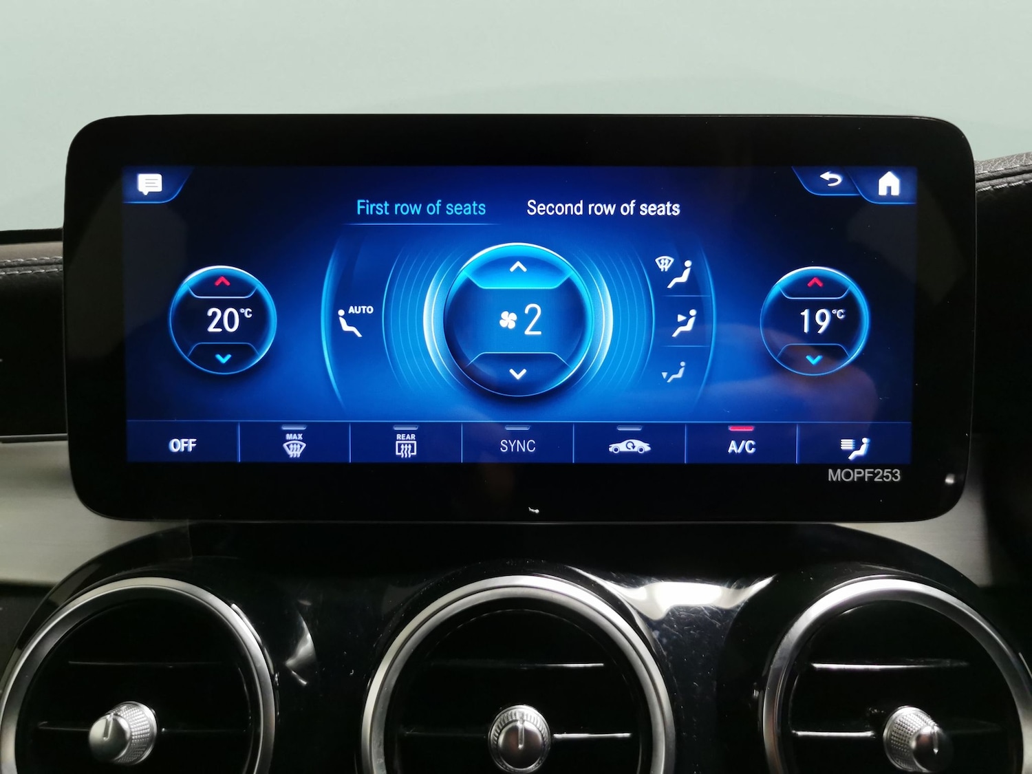 Used Mercedes-Benz GLC 2022 for sale - 77570426: Photo 18