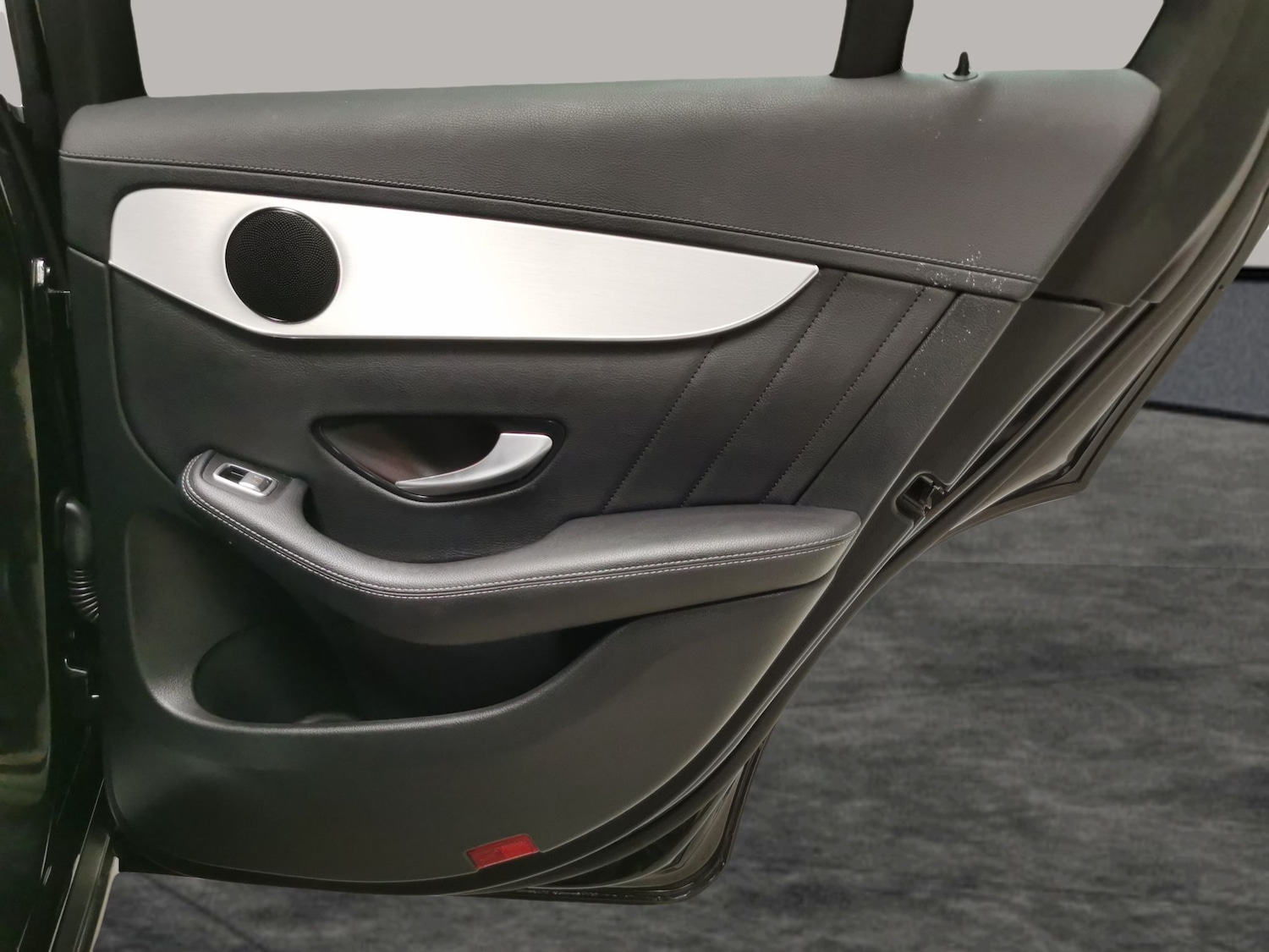 Used Mercedes-Benz GLC 2022 for sale - 77570426: Photo 28