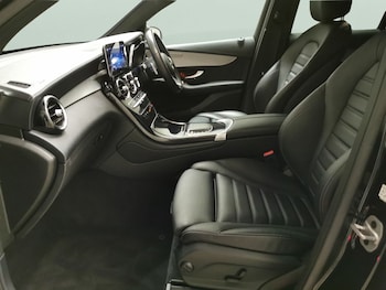 Used Mercedes-Benz GLC 2022 for sale - 77570426: Photo