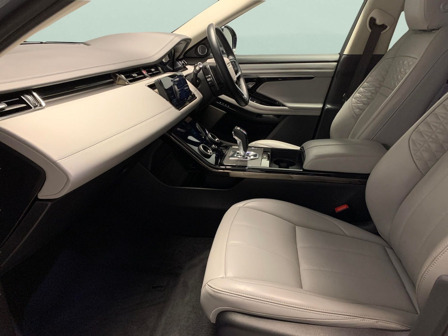 Used Land Rover Range Rover Evoque 2022 for sale - 76908368: Photo 4