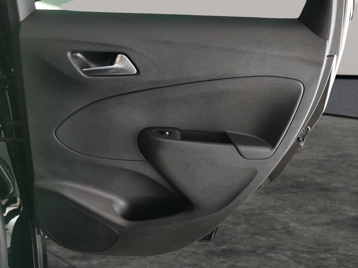 Used Vauxhall Crossland 2023 for sale - 77815119: Photo 27