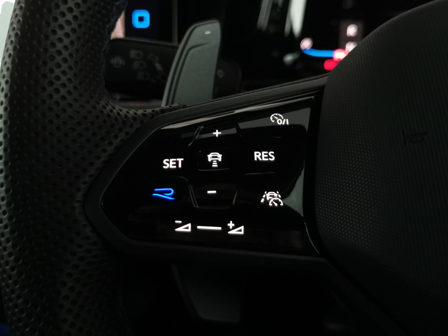 Used Volkswagen Golf 2023 for sale - 76450059: Photo 31