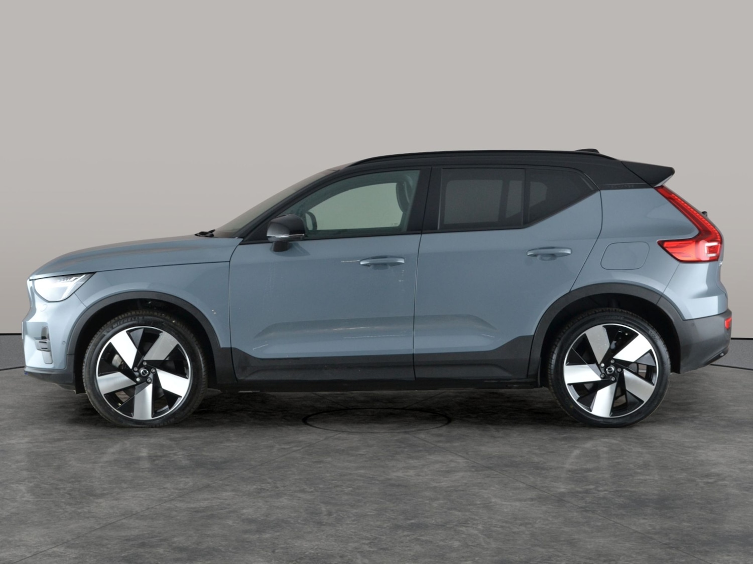 Used Volvo XC40 2022 for sale - 77889046: Photo 14