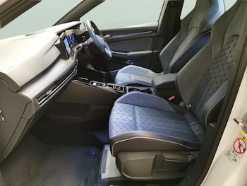 Used Volkswagen Golf 2023 for sale - 78627233: Photo