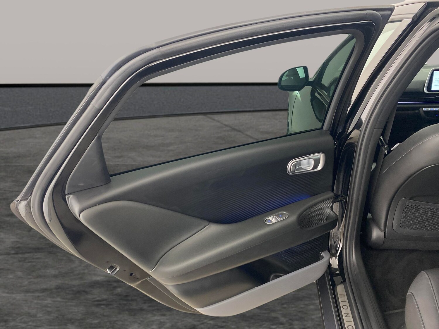 Used Hyundai IONIQ 6 2024 for sale - 78144328: Photo 32