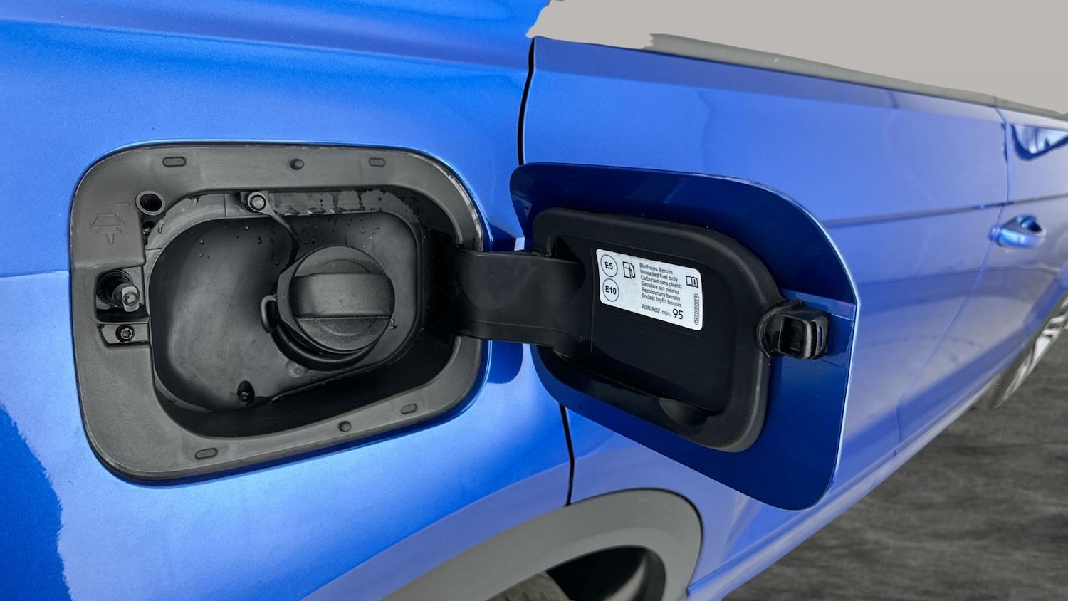 Used Volkswagen T-Roc 2021 for sale - 77060889: Photo 12