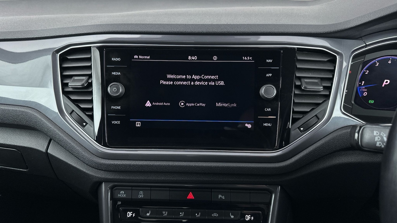 Used Volkswagen T-Roc 2021 for sale - 77060889: Photo 22