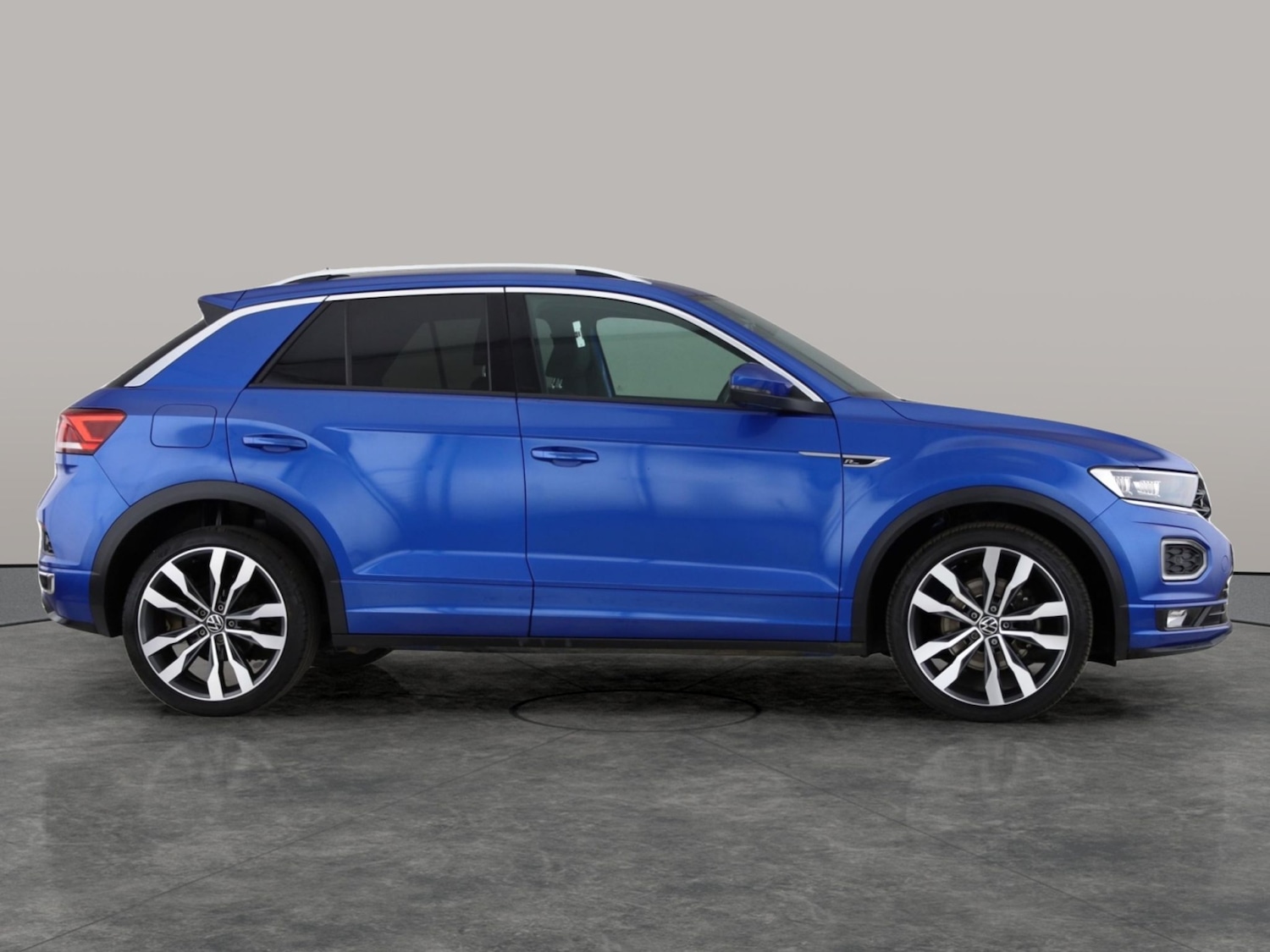 Used Volkswagen T-Roc 2021 for sale - 77060889: Photo 5