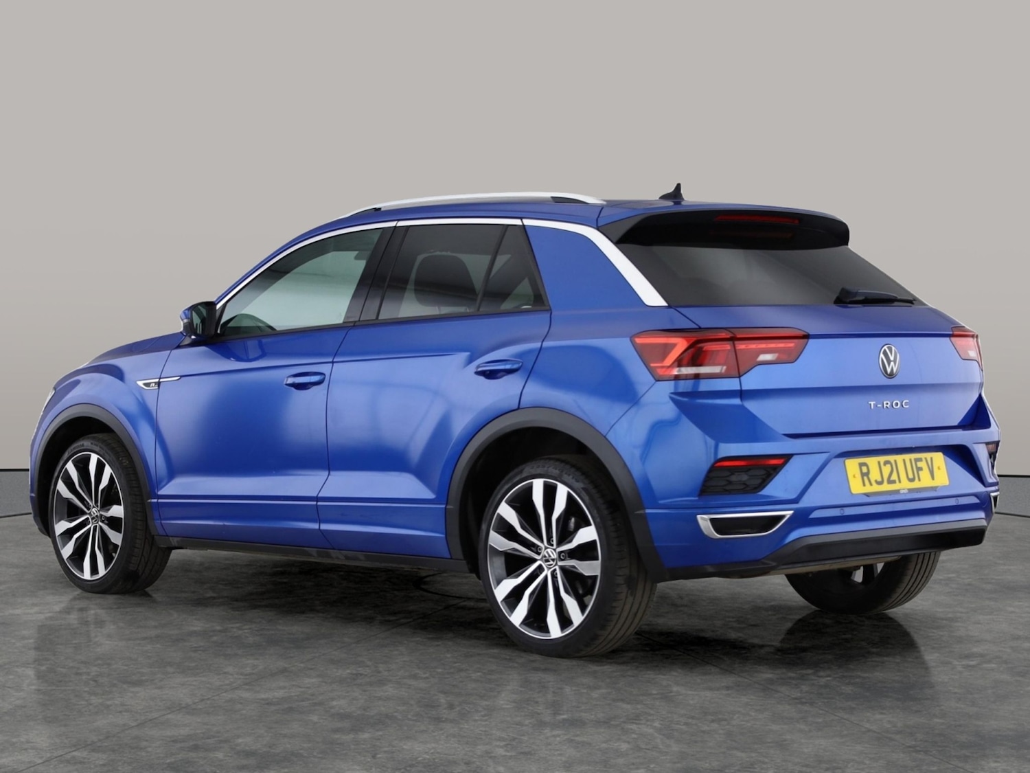 Used Volkswagen T-Roc 2021 for sale - 77060889: Photo 8