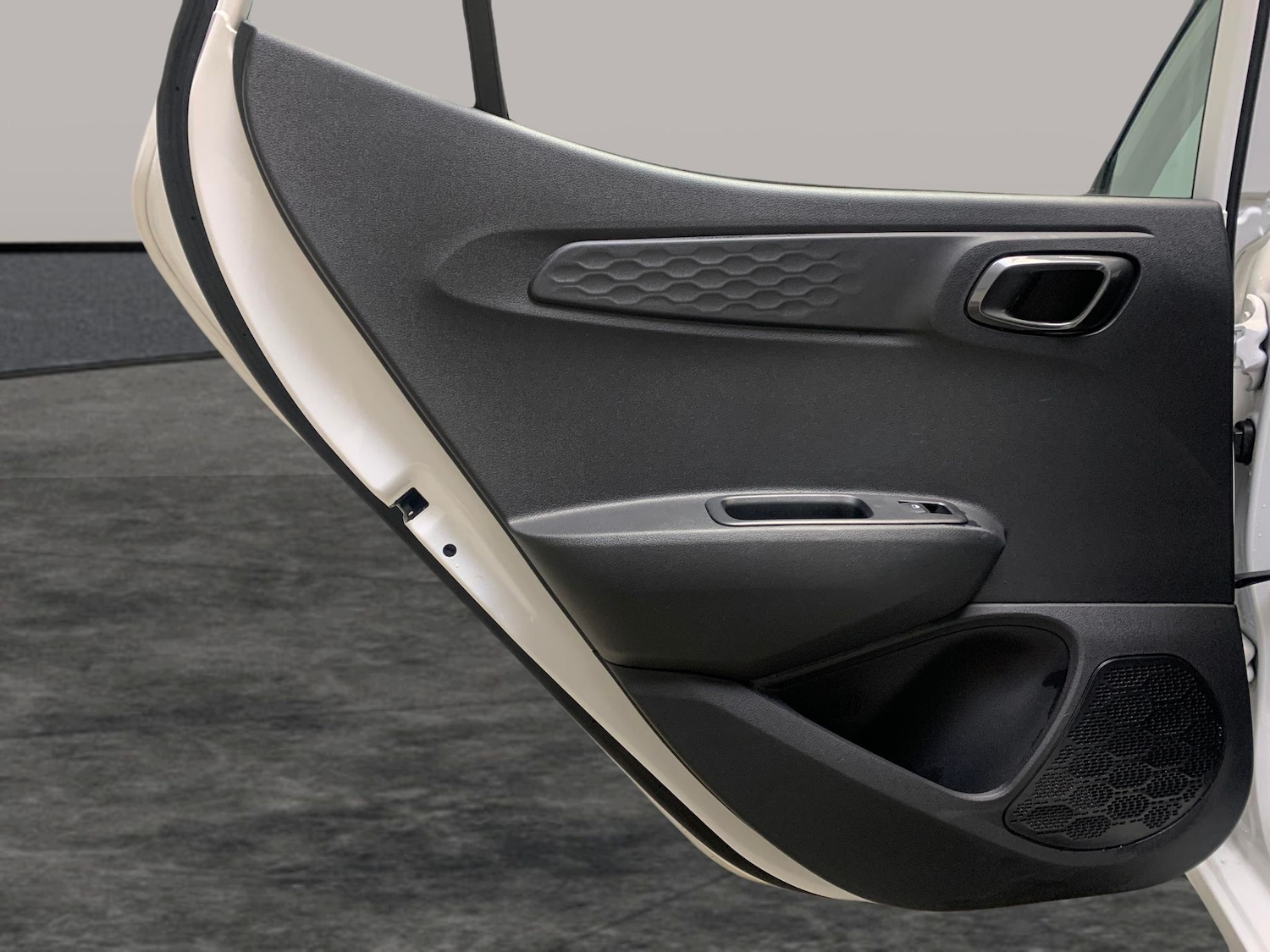 Used Hyundai i10 2023 for sale - 77404284: Photo 26