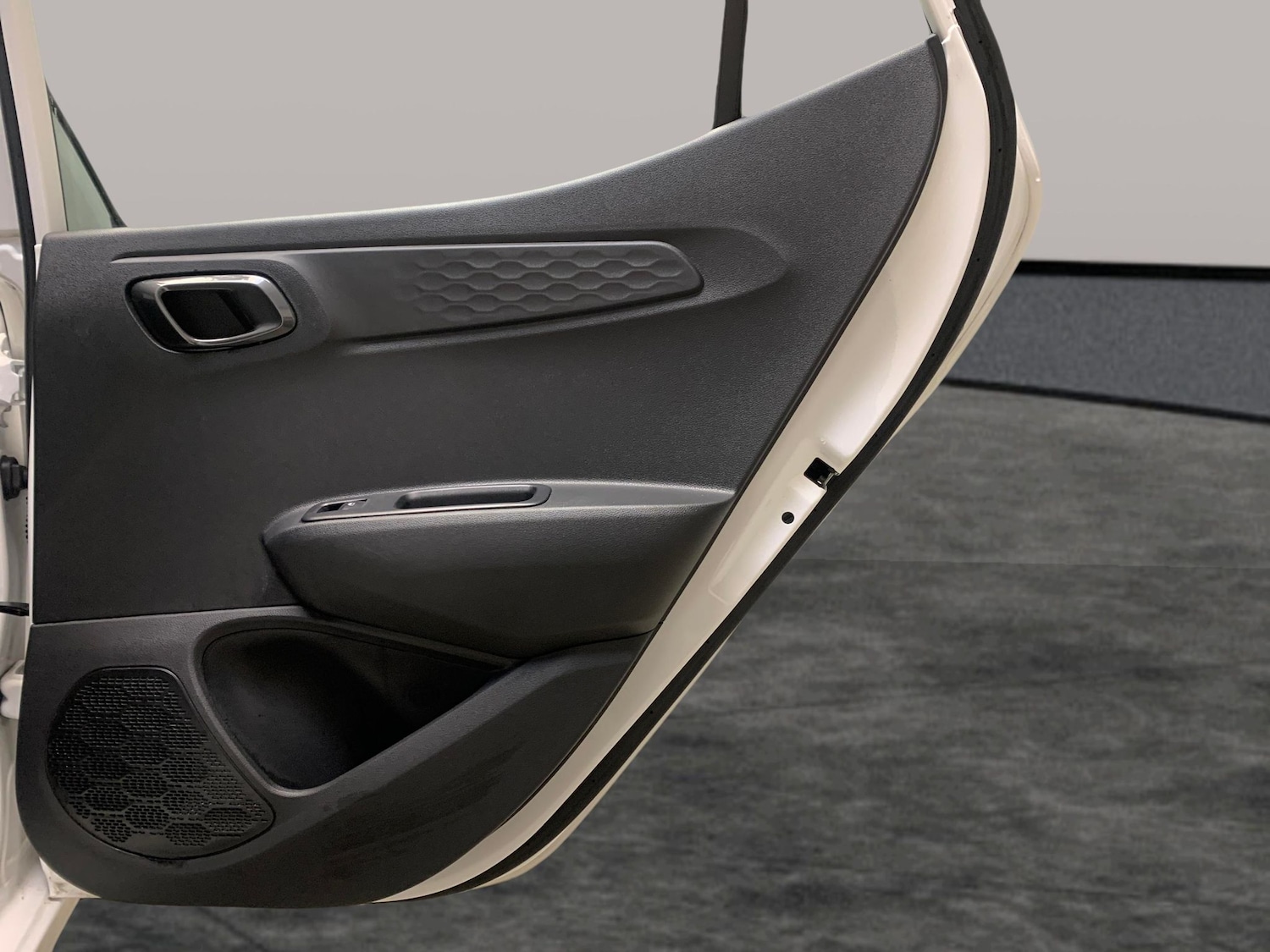 Used Hyundai i10 2023 for sale - 77404284: Photo 27