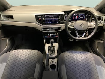 Used Volkswagen Polo 2023 for sale - 75440977: Photo