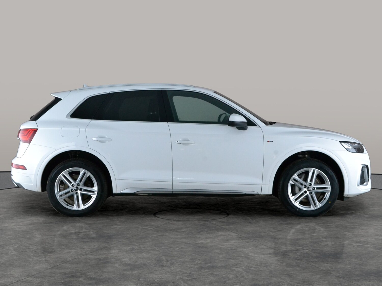 Used Audi Q5 2023 for sale - 78054010: Photo 9