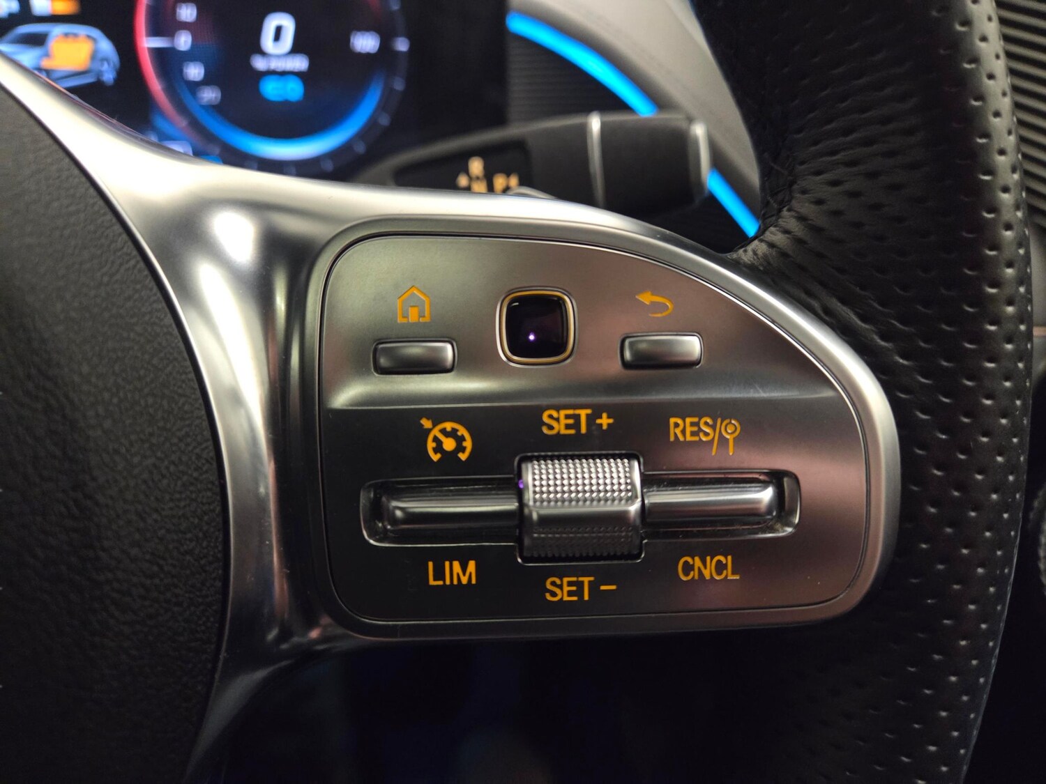 Used Mercedes-Benz EQC 2021 for sale - 77617457: Photo 24