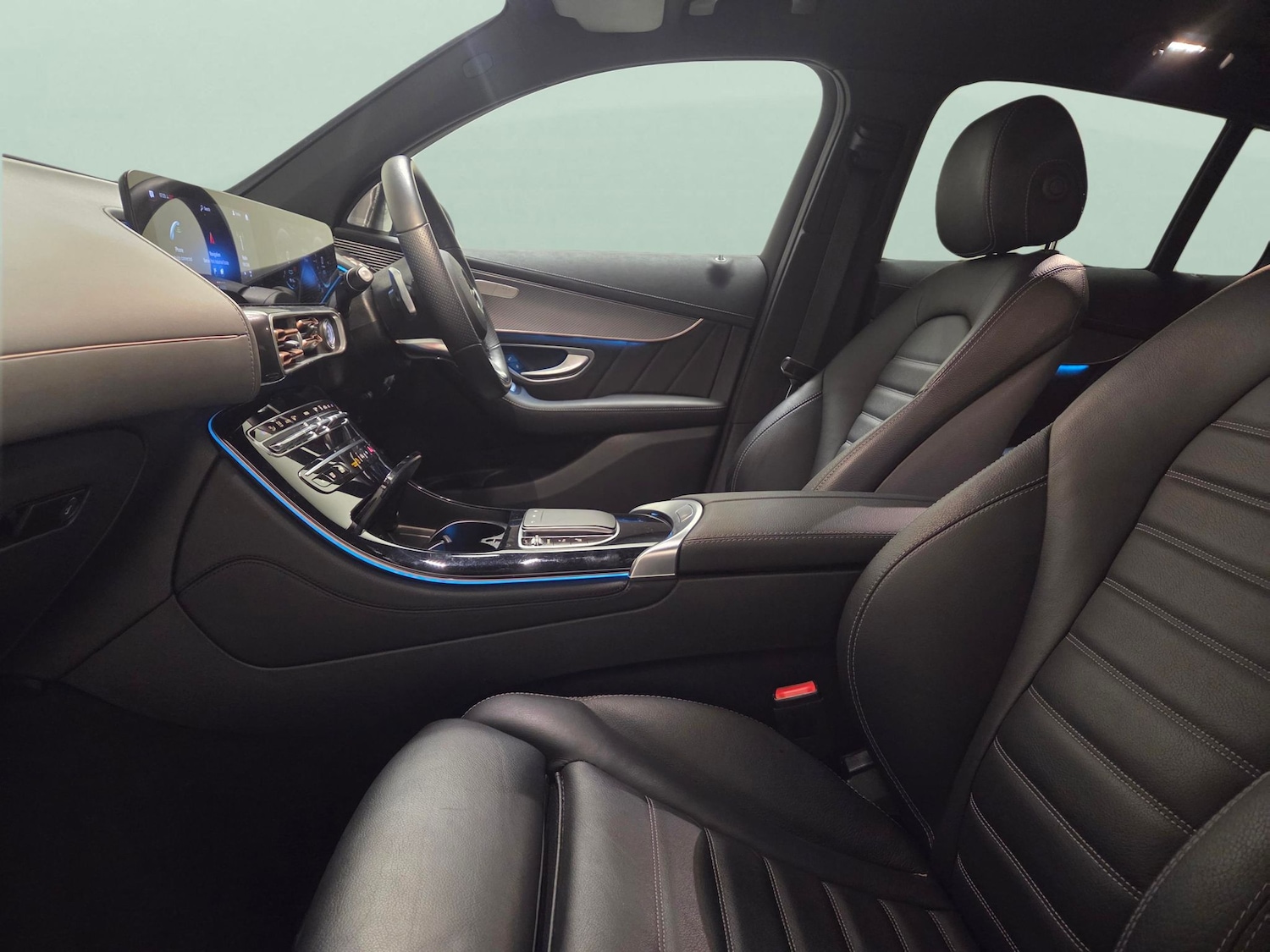 Used Mercedes-Benz EQC 2021 for sale - 77617457: Photo 4