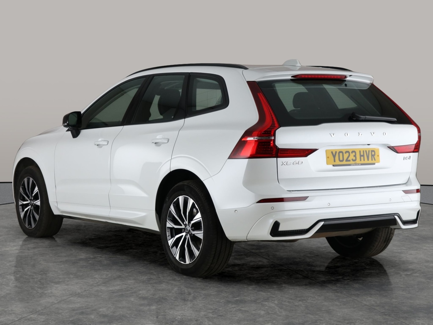 Used Volvo XC60 2023 for sale - 76738441: Photo 13