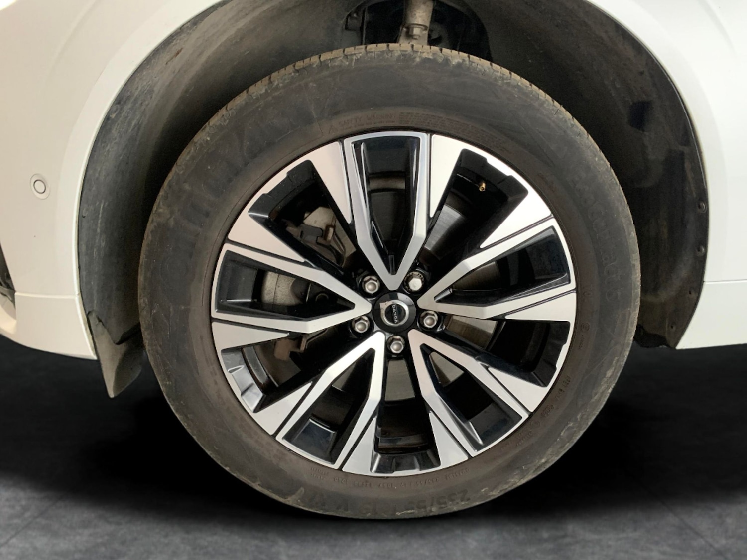 Used Volvo XC60 2023 for sale - 76738441: Photo 25