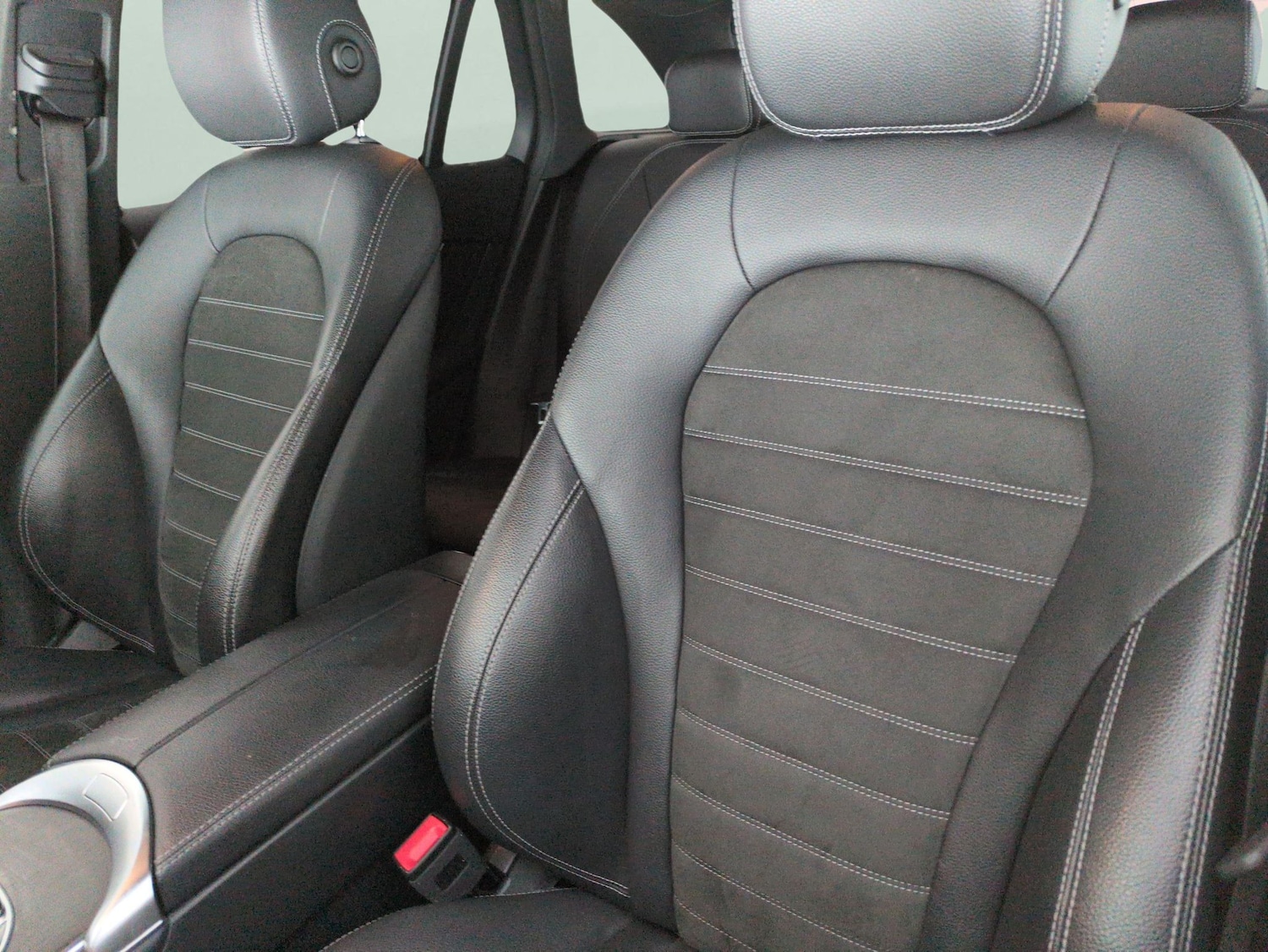 Used Mercedes-Benz GLC 2020 for sale - 76367307: Photo 28