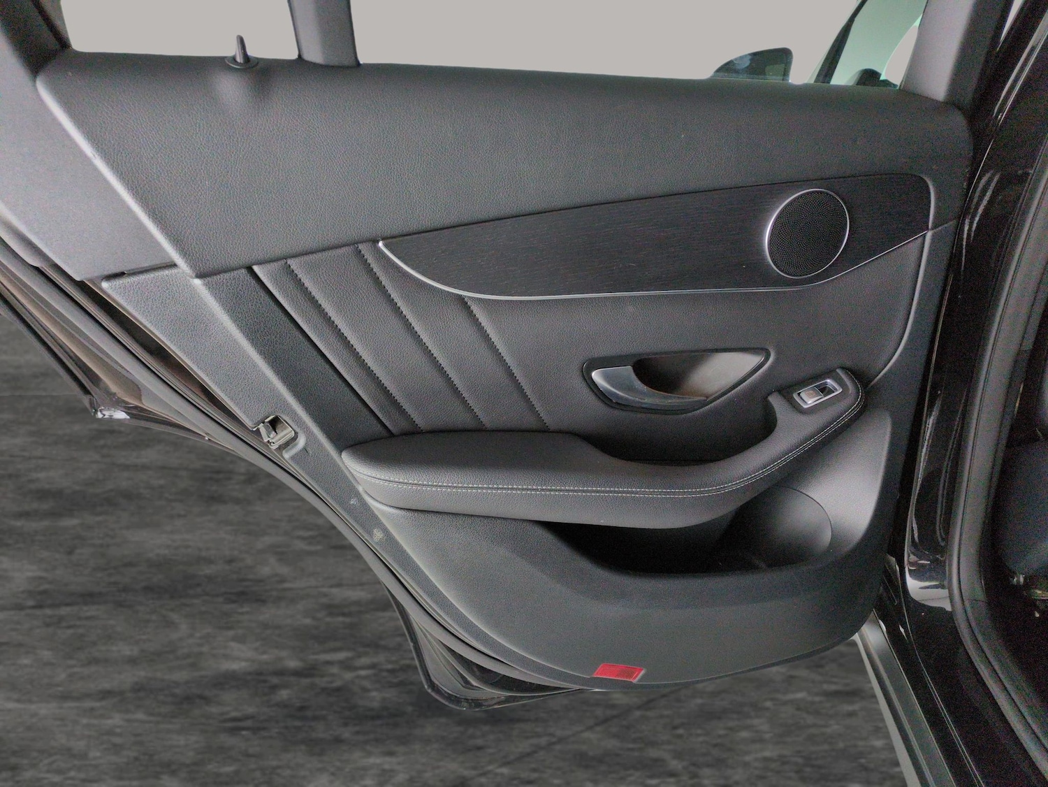 Used Mercedes-Benz GLC 2020 for sale - 76367307: Photo 36