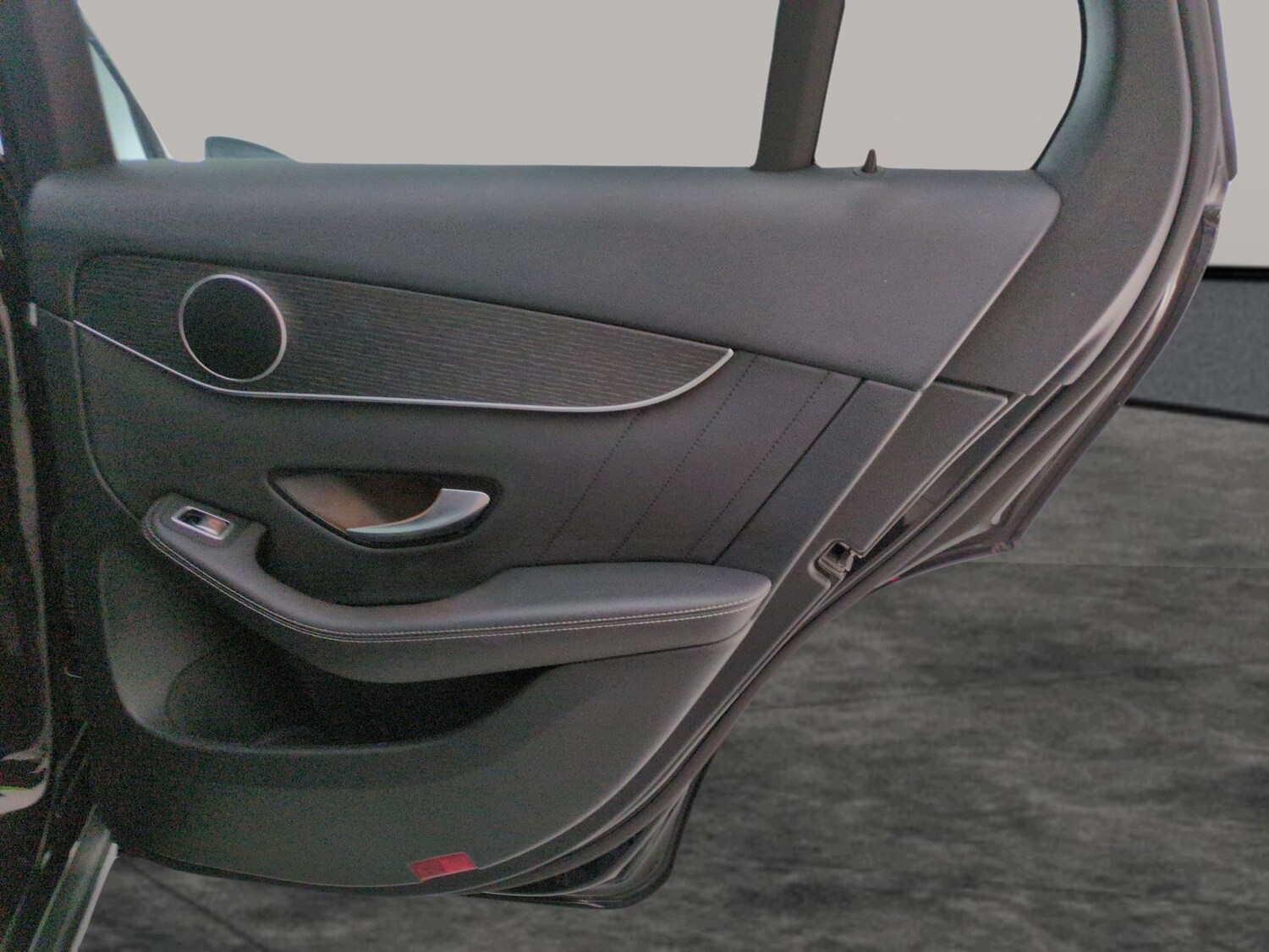 Used Mercedes-Benz GLC 2020 for sale - 76367307: Photo 37