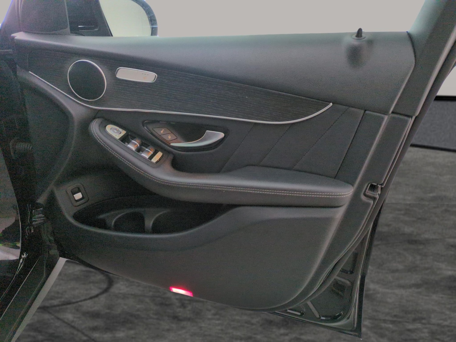 Used Mercedes-Benz GLC 2020 for sale - 76367307: Photo 38