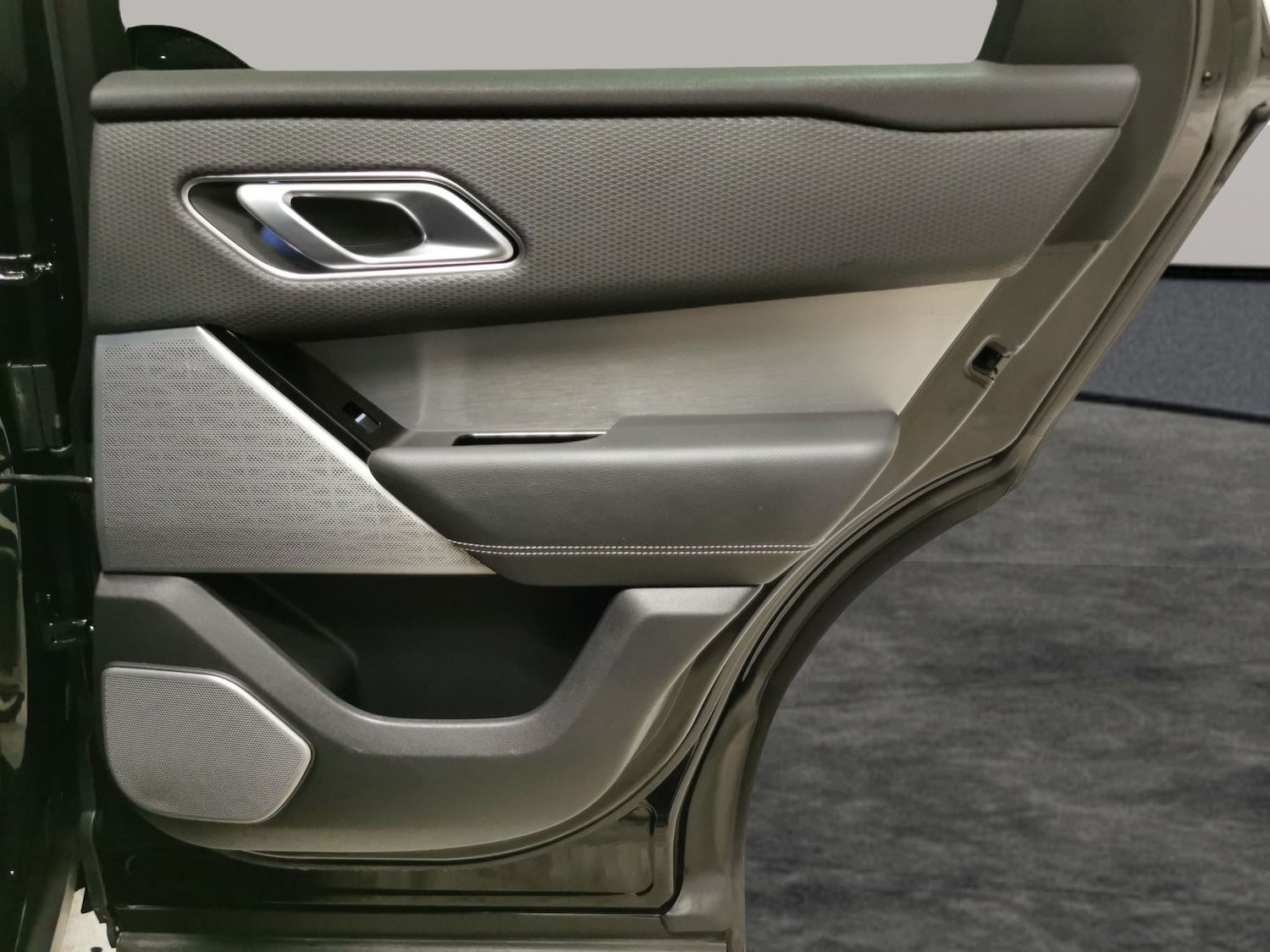 Used Land Rover Range Rover Velar 2021 for sale - 77778237: Photo 29