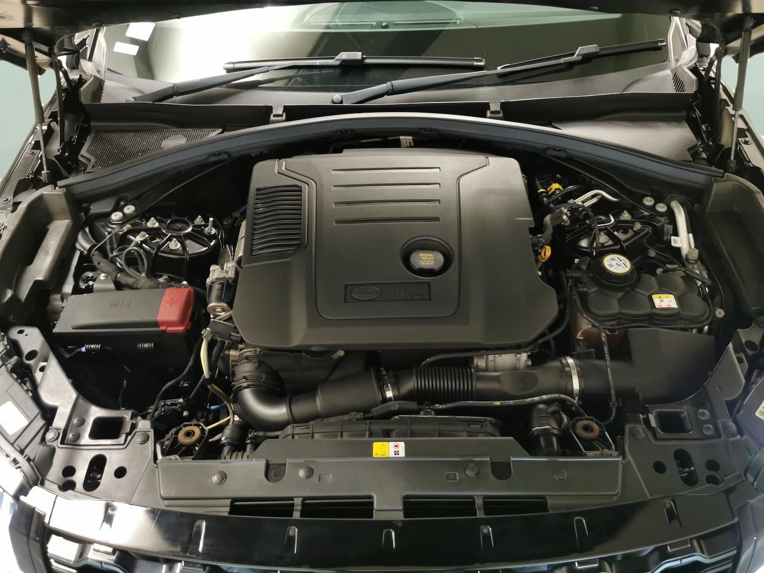 Used Land Rover Range Rover Velar 2021 for sale - 77778237: Photo 32