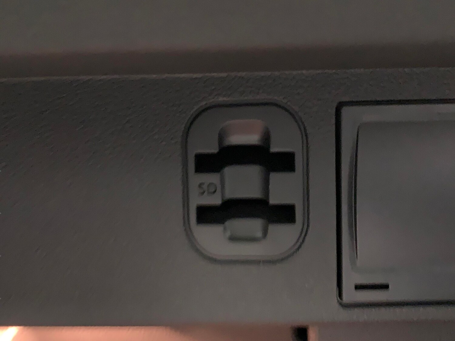 Used Volkswagen T-Roc 2023 for sale - 77505533: Photo 14