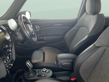 Used MINI Hatch 2022 for sale - 77557037: Photo