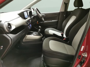 Used Hyundai i10 2020 for sale - 78500368: Photo