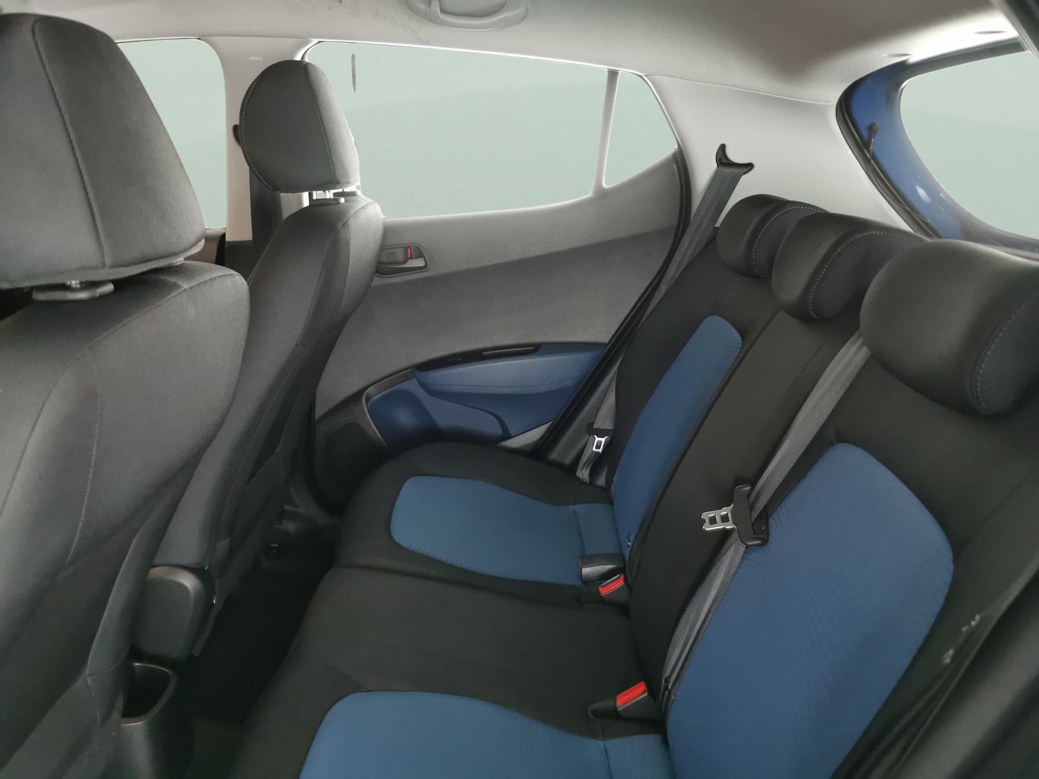 Used Hyundai i10 2016 for sale - 77636390: Photo 17