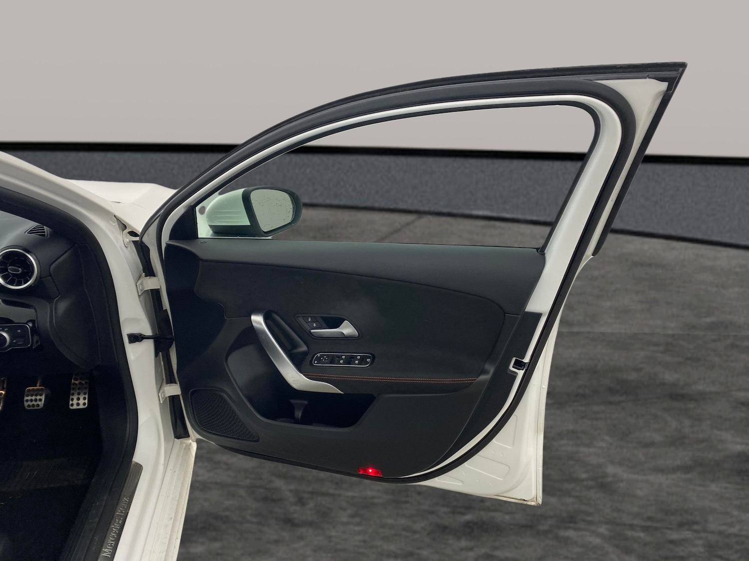 Used Mercedes-Benz A-Class 2019 for sale - 77435440: Photo 26