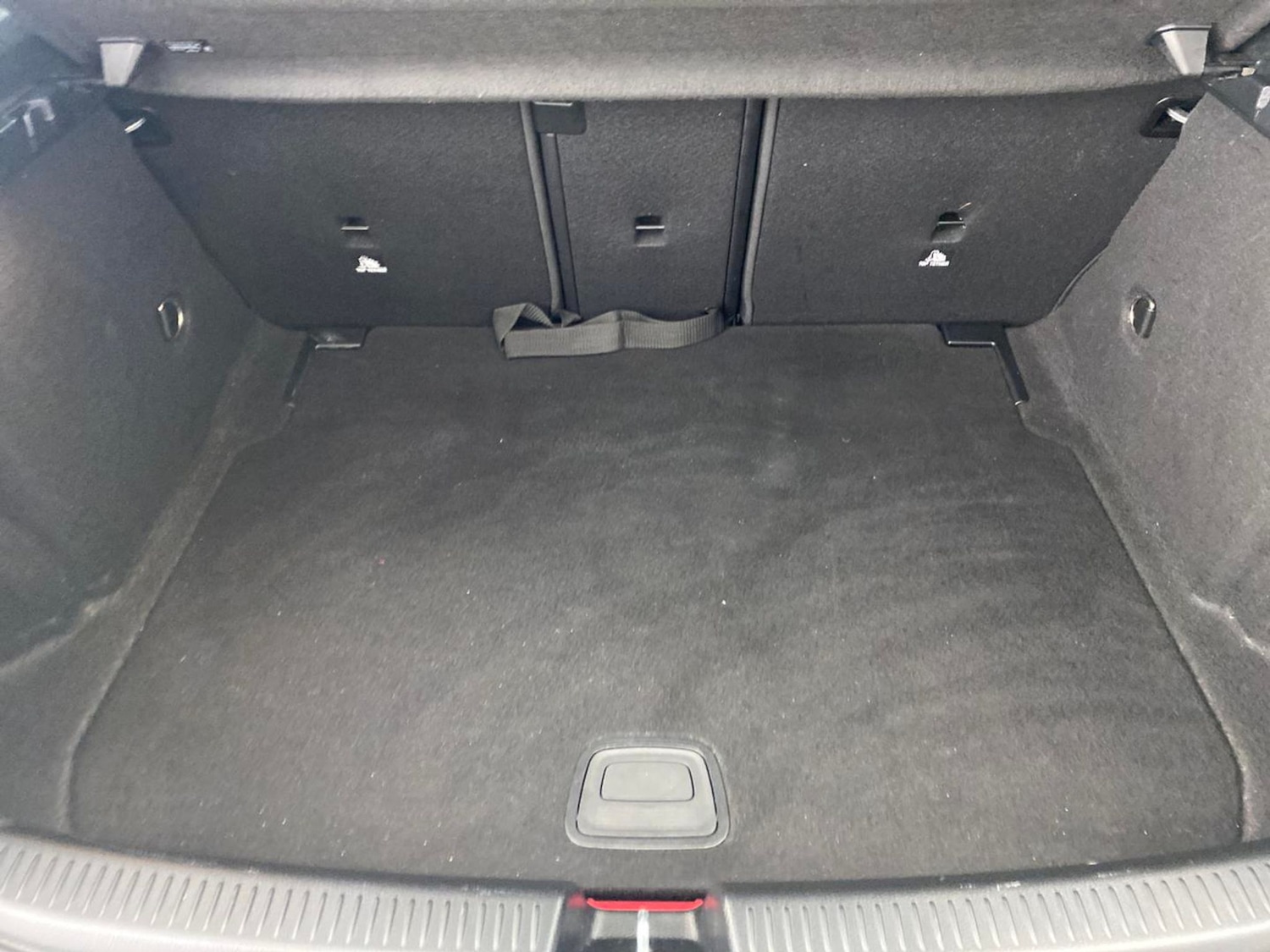 Used Mercedes-Benz A-Class 2019 for sale - 77435440: Photo 8