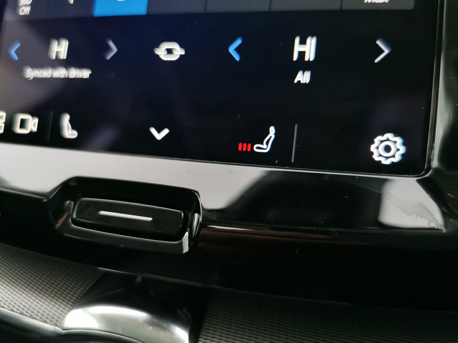 Used Volvo XC60 2022 for sale - 77208052: Photo 22