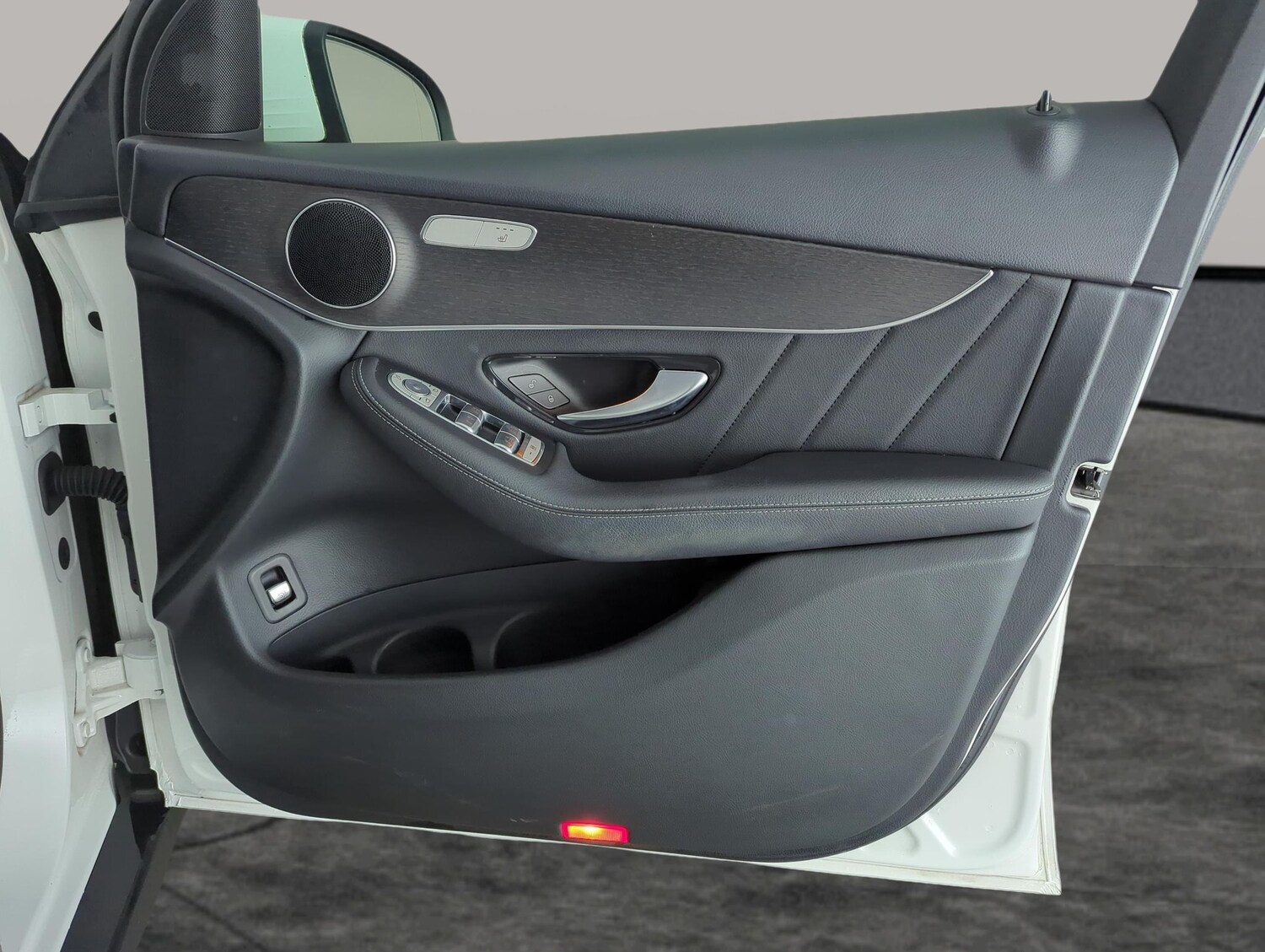 Used Mercedes-Benz GLC for sale - 77569889: Photo 31