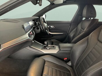 Used BMW 3 Series 2021 for sale - 76519569: Photo