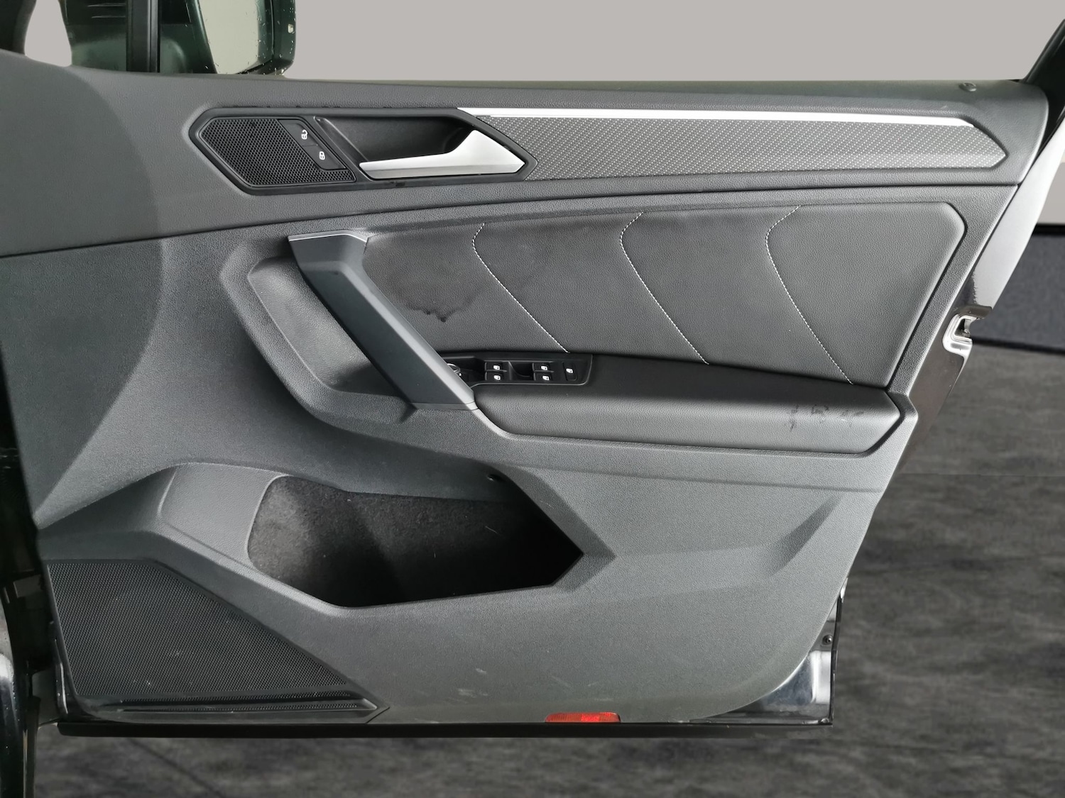 Used Volkswagen Tiguan 2022 for sale - 77294912: Photo 29