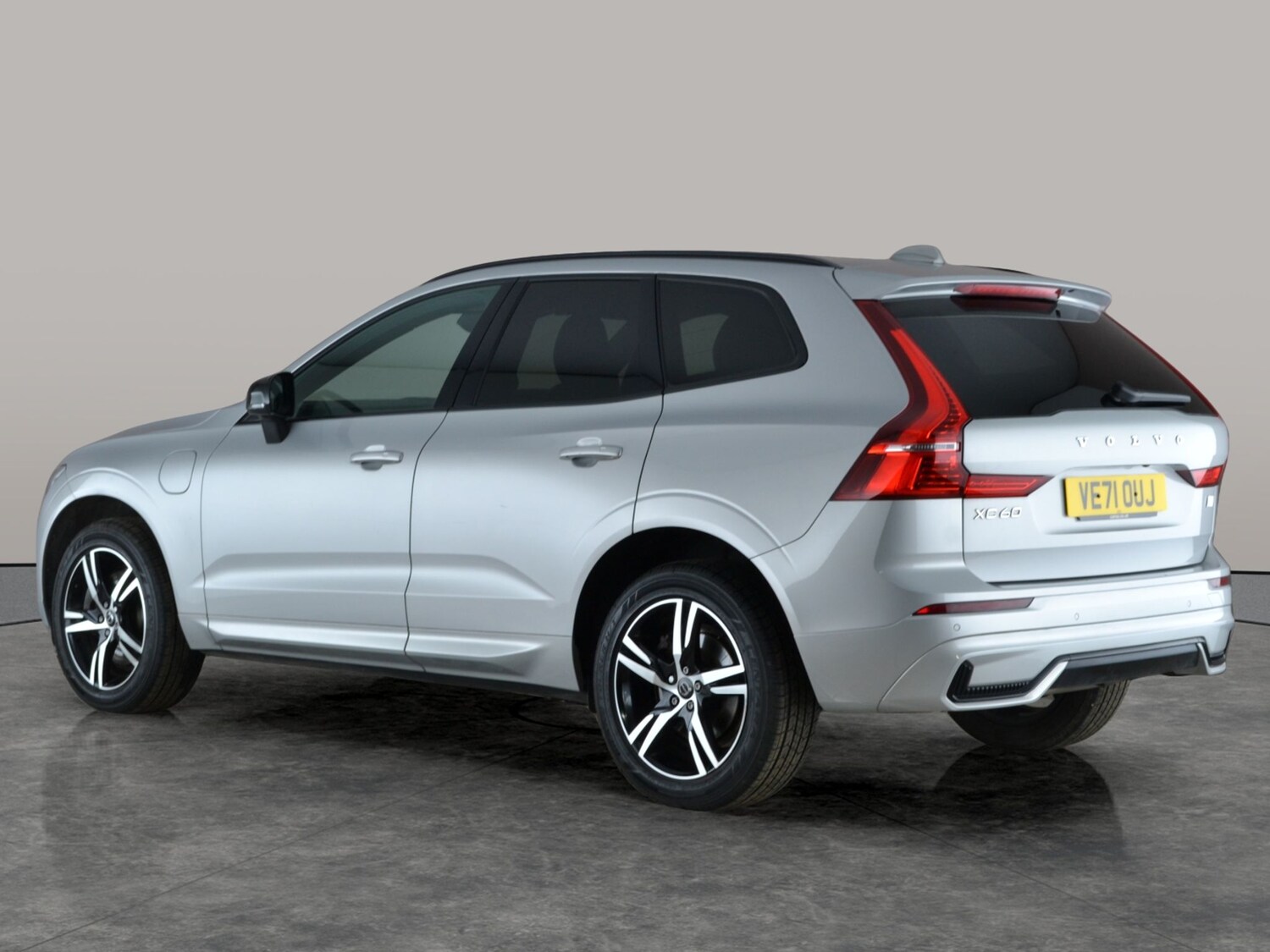 Used Volvo XC60 2021 for sale - 77740373: Photo 11