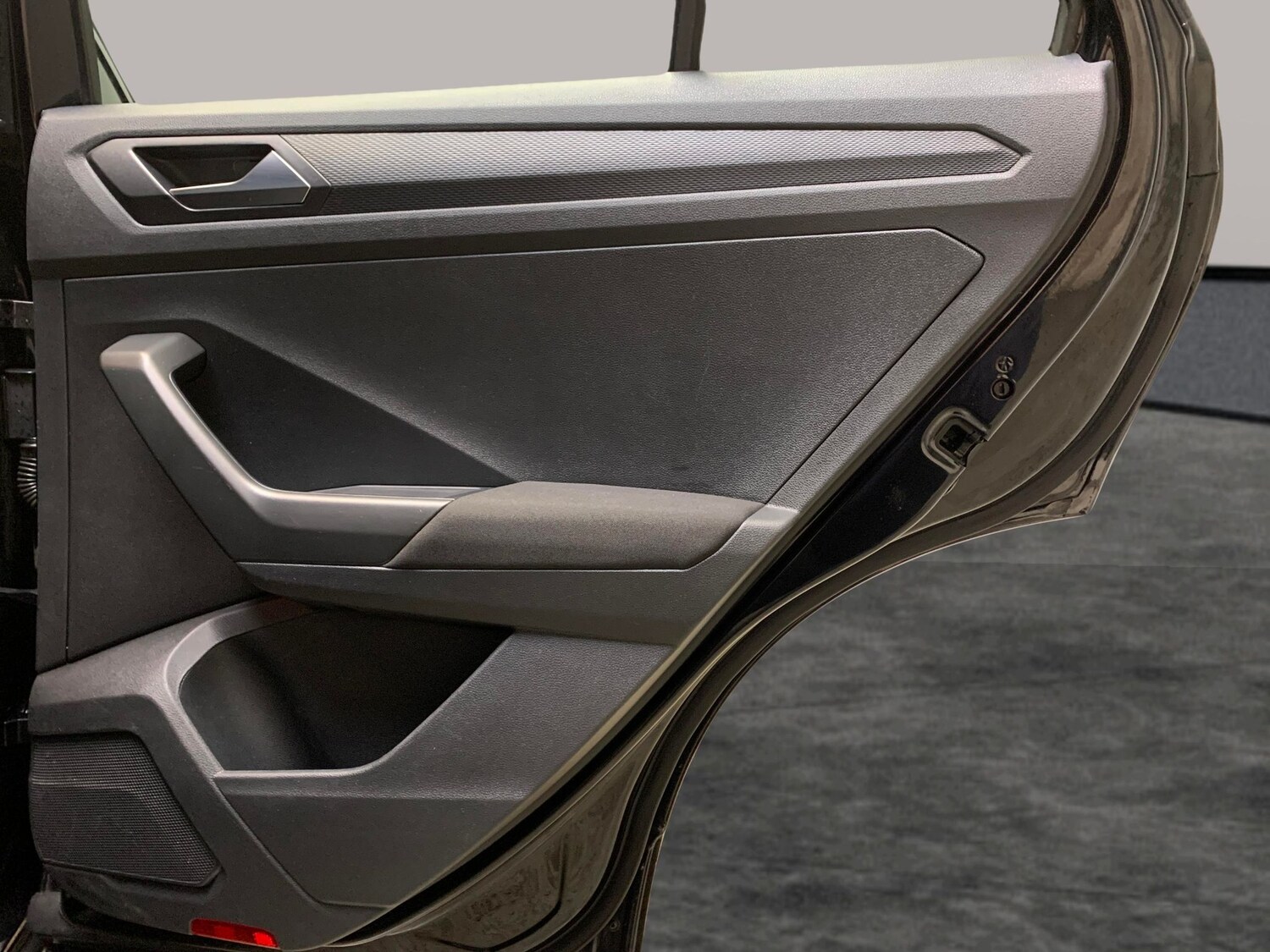 Used Volkswagen T-Roc for sale - 77543124: Photo 23