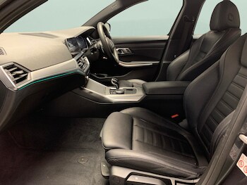Used BMW 3 Series 2021 for sale - 75935739: Photo