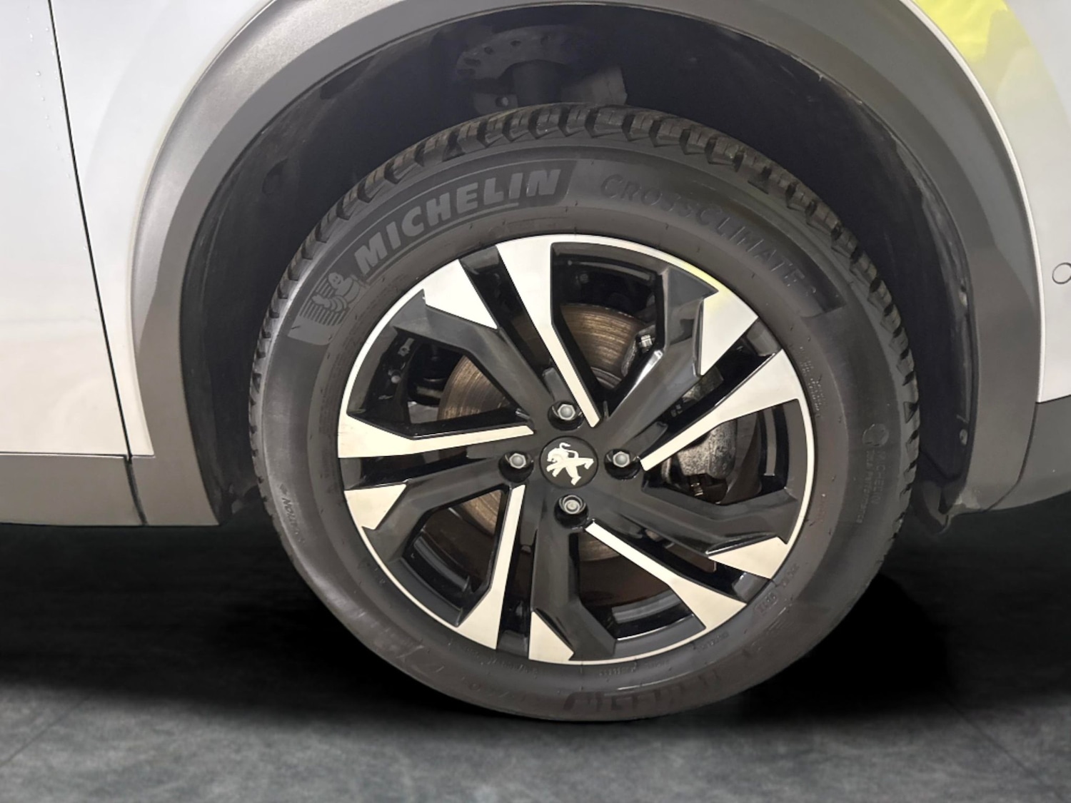 Used Peugeot 2008 2022 for sale - 77020086: Photo 23